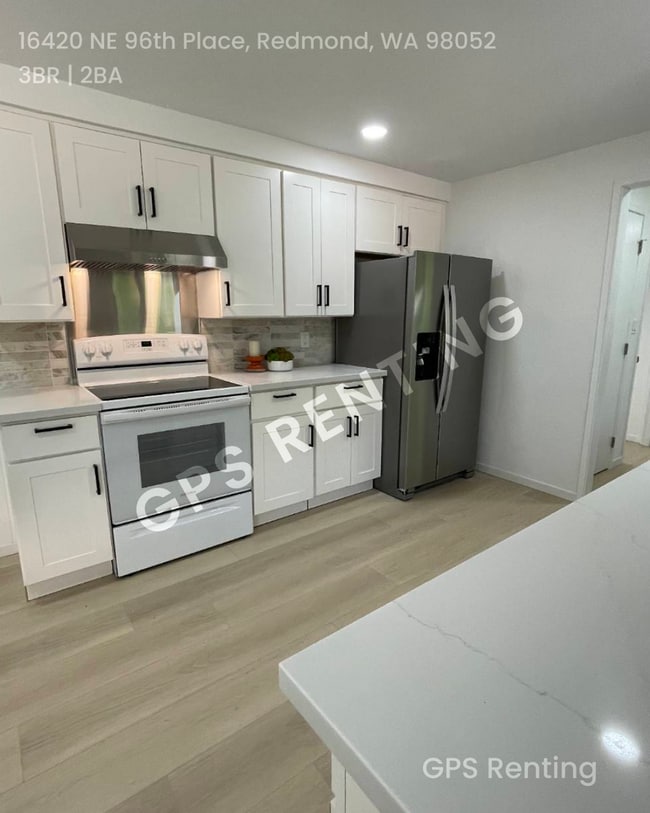 Building Photo - Stylishly Renovated Gem in Coveted Educati...