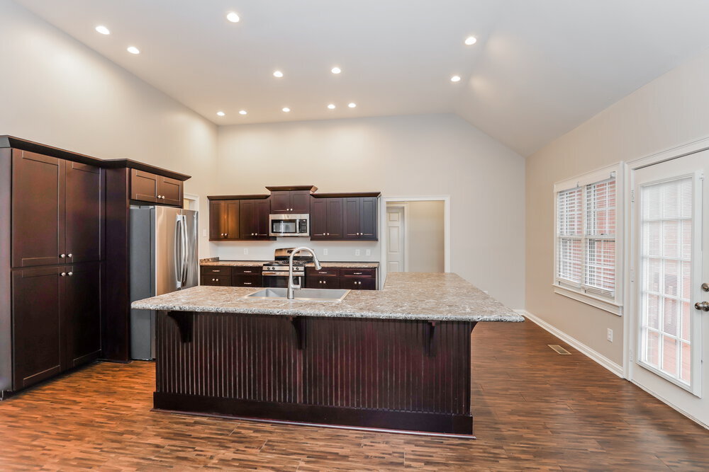 Building Photo - 2414 Amber Glen Dr