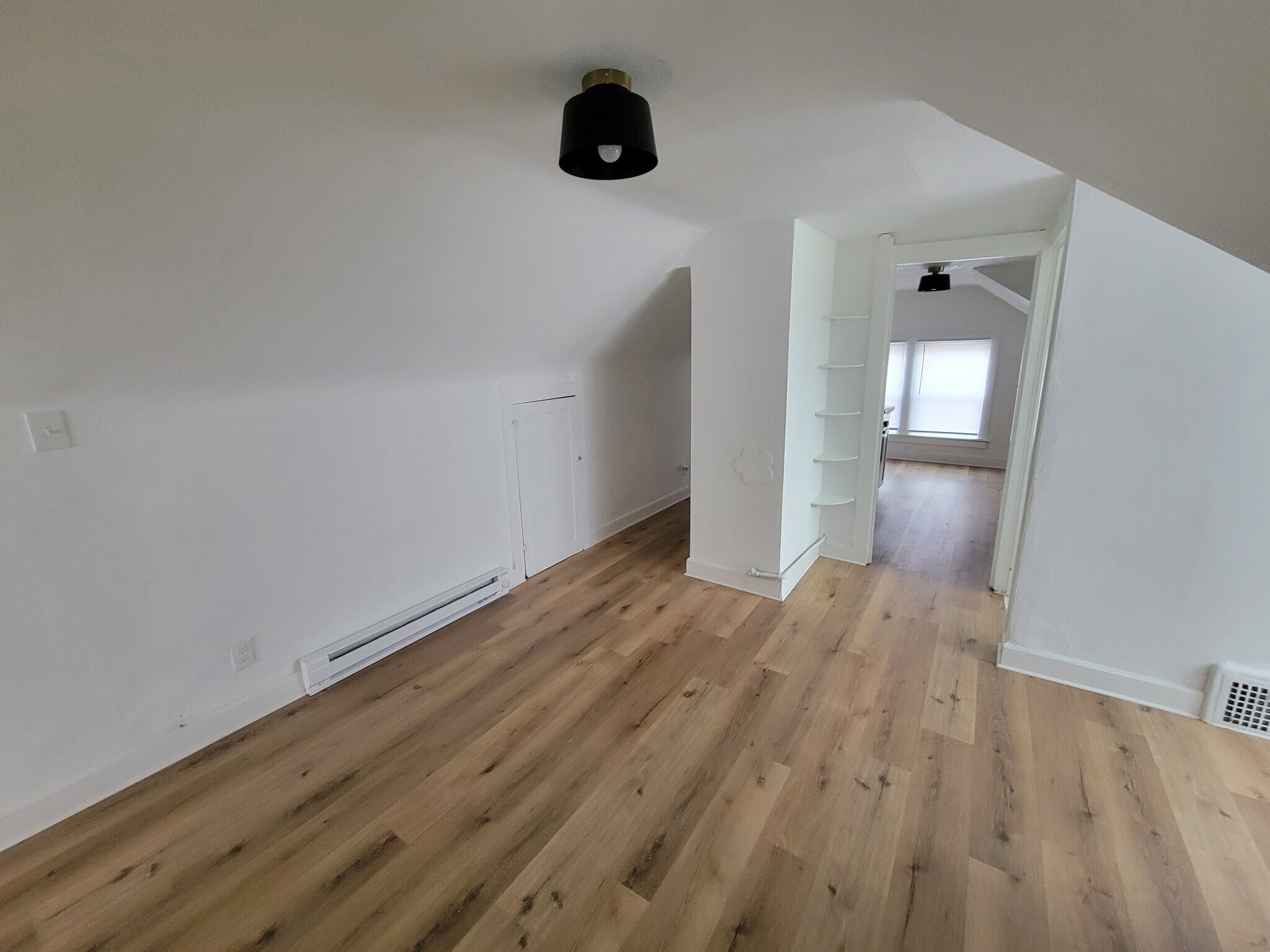 Living room - 1276 W 89th St