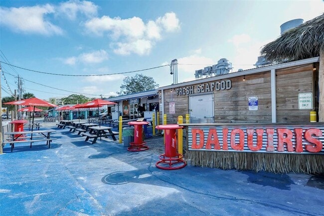 Building Photo - 5310 Hidden Harbor Rd