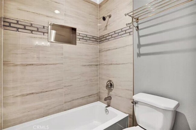 Building Photo - 13104 Glen Ct