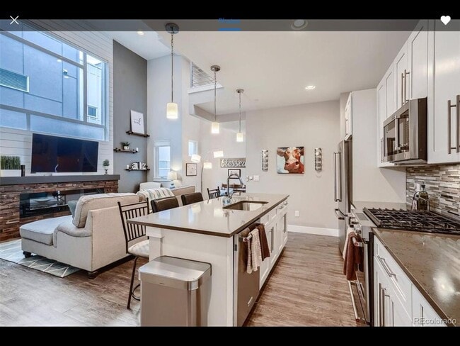 Building Photo - Modern Sloan’s Lake Townhome with Rooftop ...