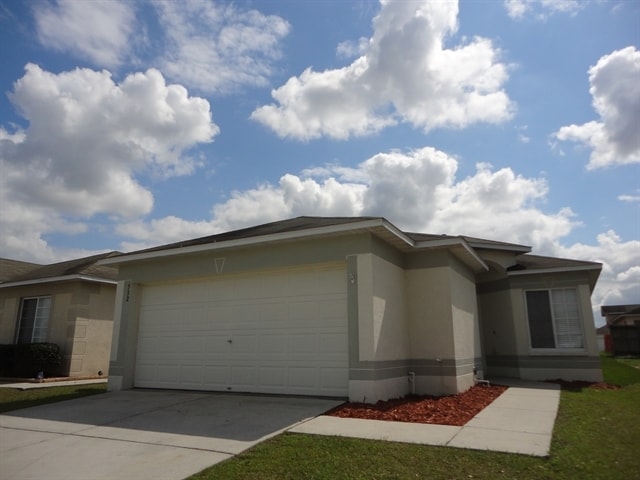 Building Photo - 532 Scarlet Maple Ct