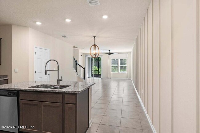 Building Photo - 49 Coastline Wy