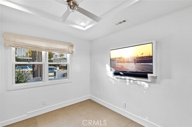 Building Photo - 518 Marigold Ave