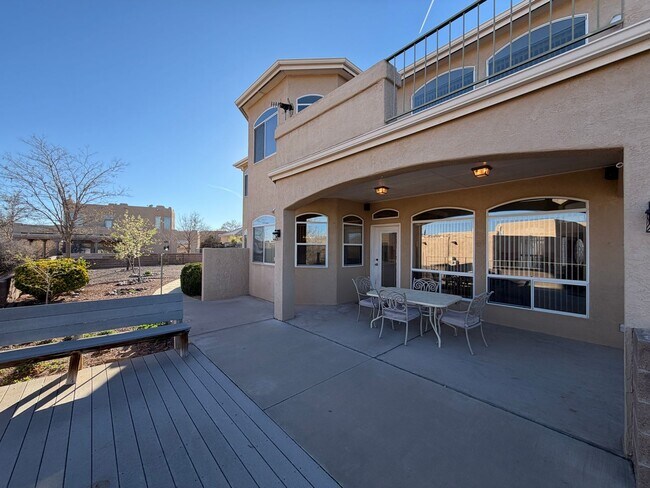 Building Photo - 2 Bedroom Home Available on Cul-De-Sac with Bosque Trail Access in Rivers Edge Rio Rancho!