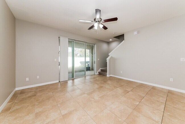 Building Photo - 10408 Red Carpet Ct