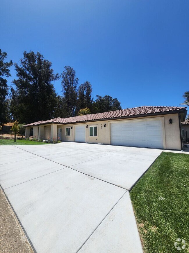 Building Photo - Gorgeous Brand New Home in Nipomo
