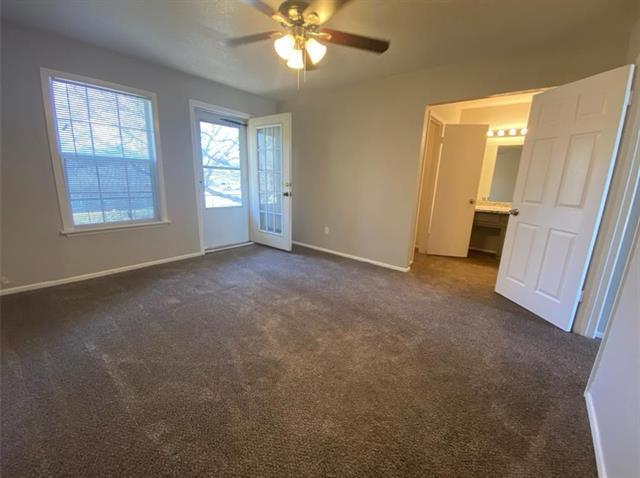 Building Photo - 6327 Walraven Cir