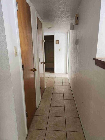 Building Photo - 2318 Calle Pacifico