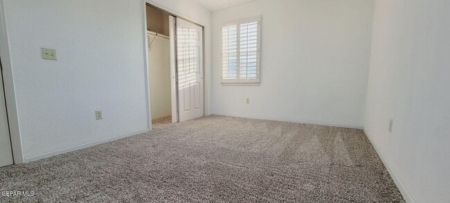 Building Photo - 1158 Hunters Ridge Pl