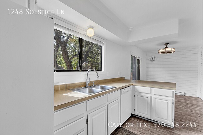 Building Photo - 1248 Solstice Ln