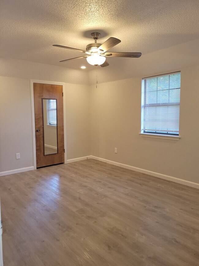 Building Photo - Recently Remodeled 3bd/2ba in Killeen!