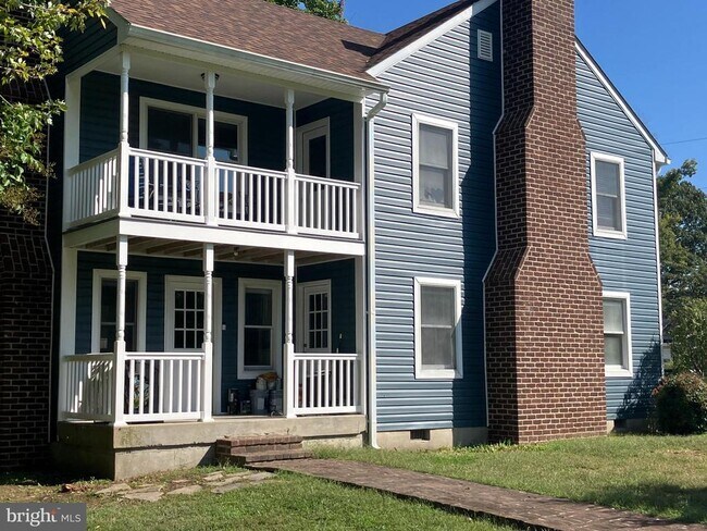 Building Photo - 606 Park Pl