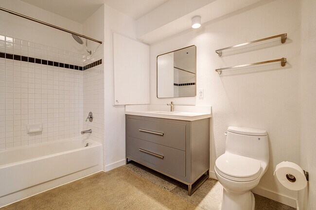 Building Photo - 701 Minnesota St