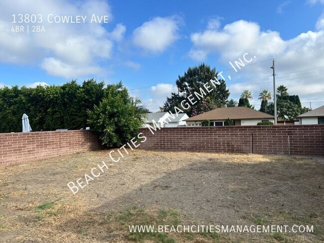 Building Photo - 13803 Cowley Ave