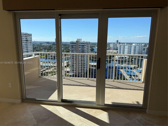 Building Photo - 1950 S Ocean Dr