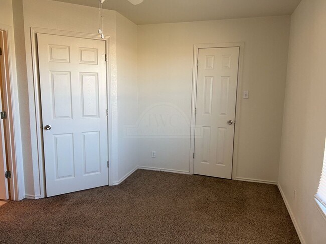 Building Photo - 900 McDaniel Cir