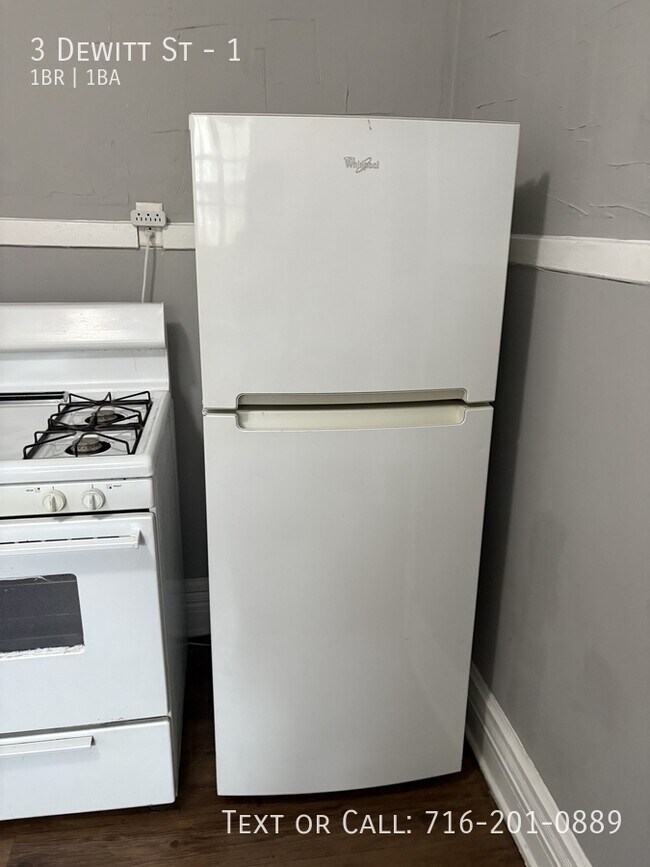 Building Photo - 3 Dewitt St