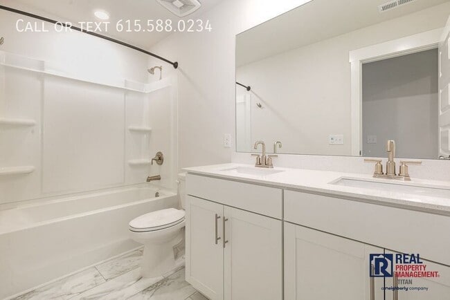 Building Photo - 1021 Ewell Farm Dr