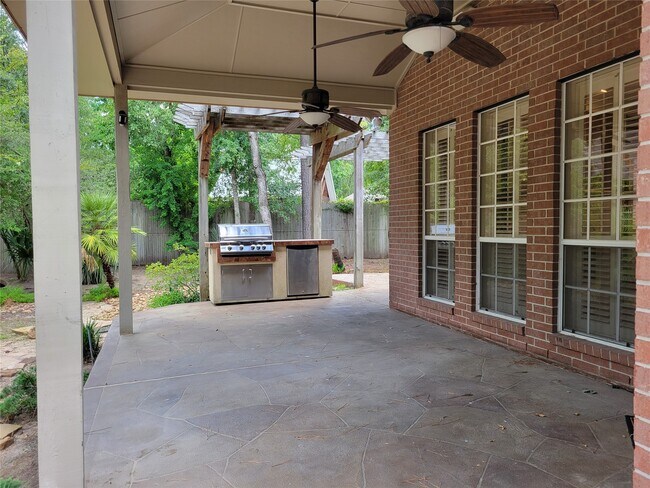 Building Photo - 1848 Nursery Rd
