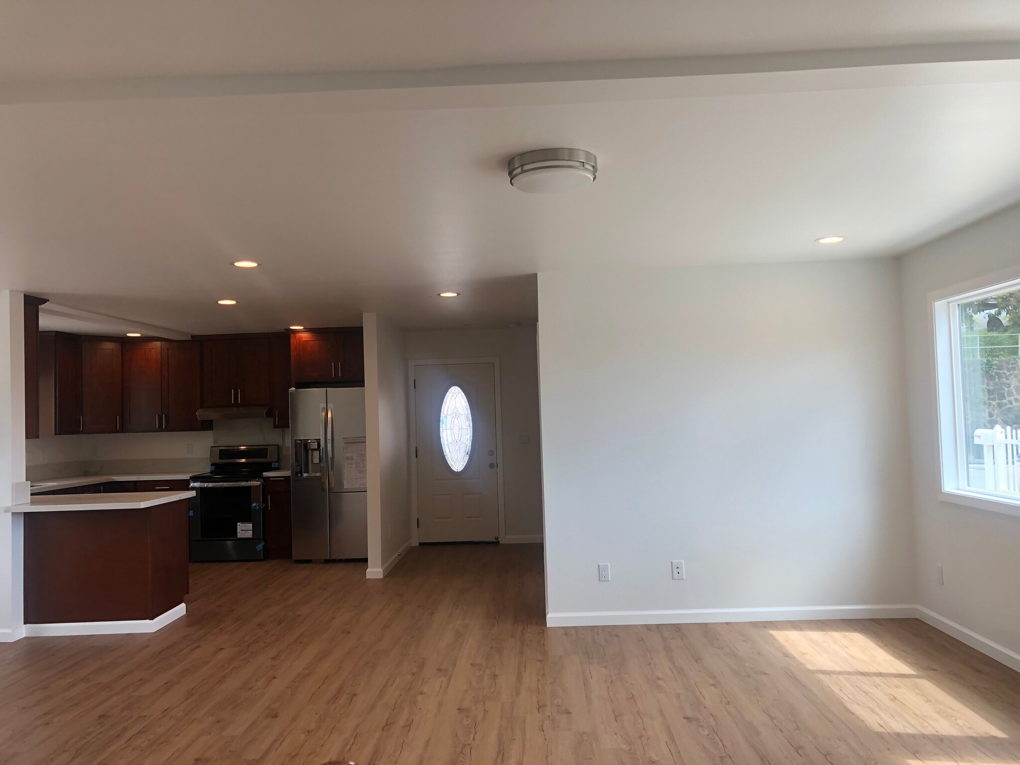 Building Photo - 2052 10th Ave