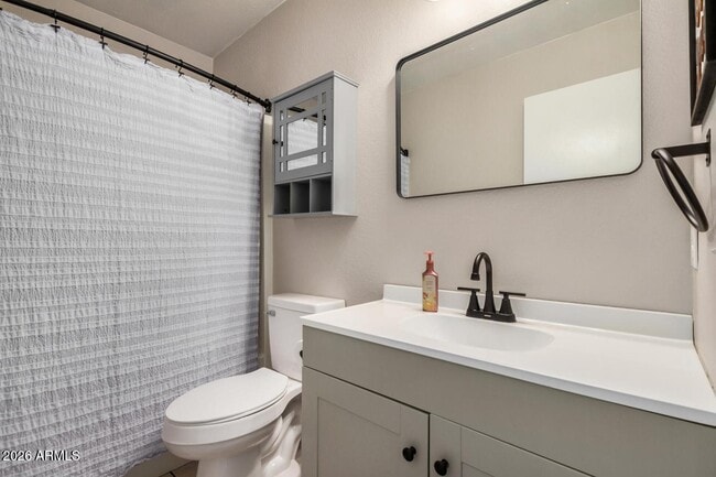 Building Photo - 8043 W Eva St