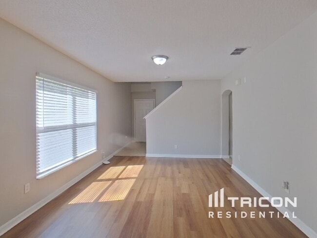 Building Photo - 2036 Portcastle Cir
