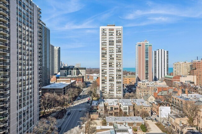 Building Photo - 88 W Schiller St