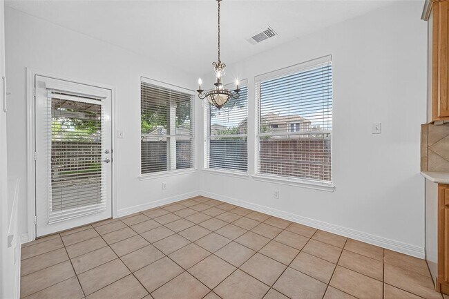 Building Photo - 3702 Cedar Valley Dr