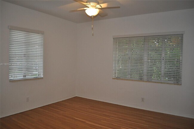 Building Photo - 2617 Segovia St