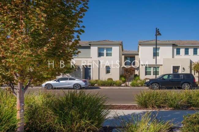 Primary Photo - 1609 Marina Dr