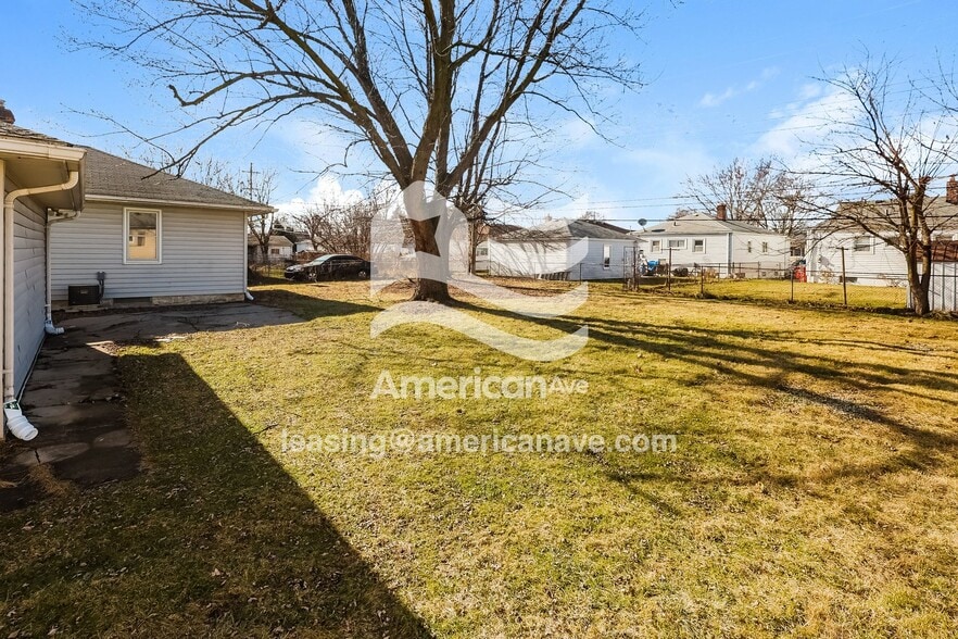 Building Photo - 23035 Donald Ave