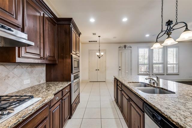 Building Photo - 816 Cougar Dr