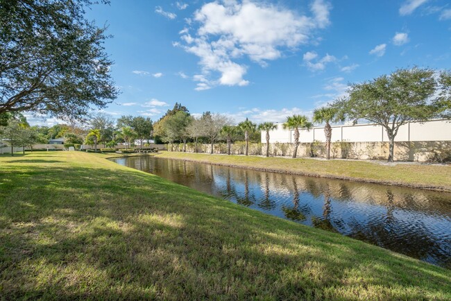 Building Photo - 234 Murano Dr