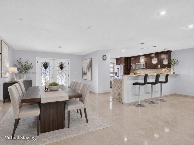 Building Photo - 16641 Royal Poinciana Dr