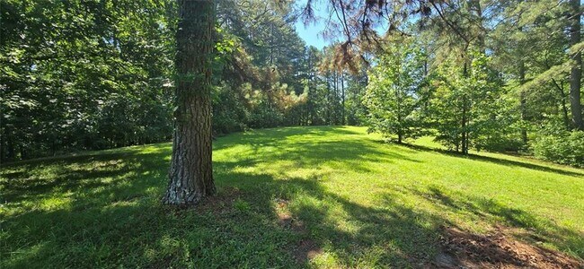 Building Photo - 1132 Shoal Creek Rd