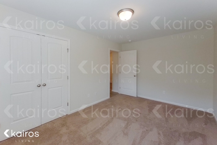 Building Photo - 13 Carrollton Dr