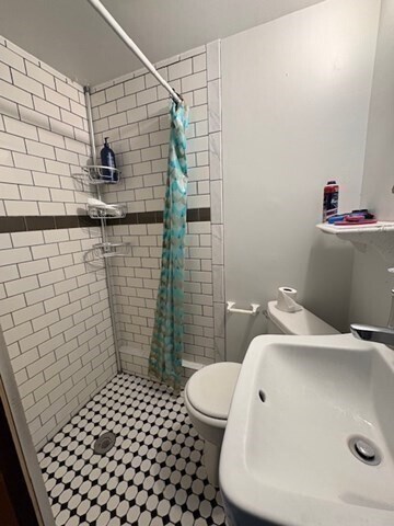 Building Photo - 8 Seagrave Rd