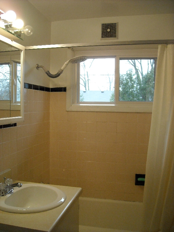 Building Photo - 2327 Shrewsbury Rd