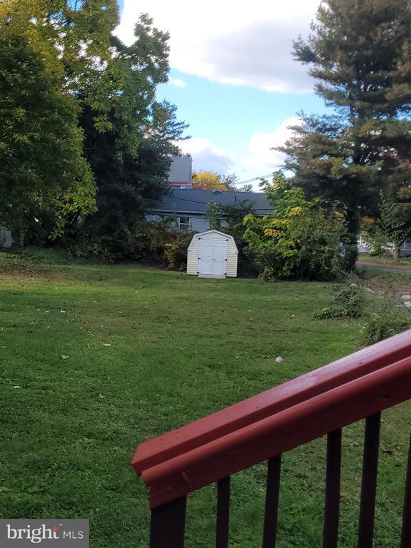 Building Photo - 317 E Broad St