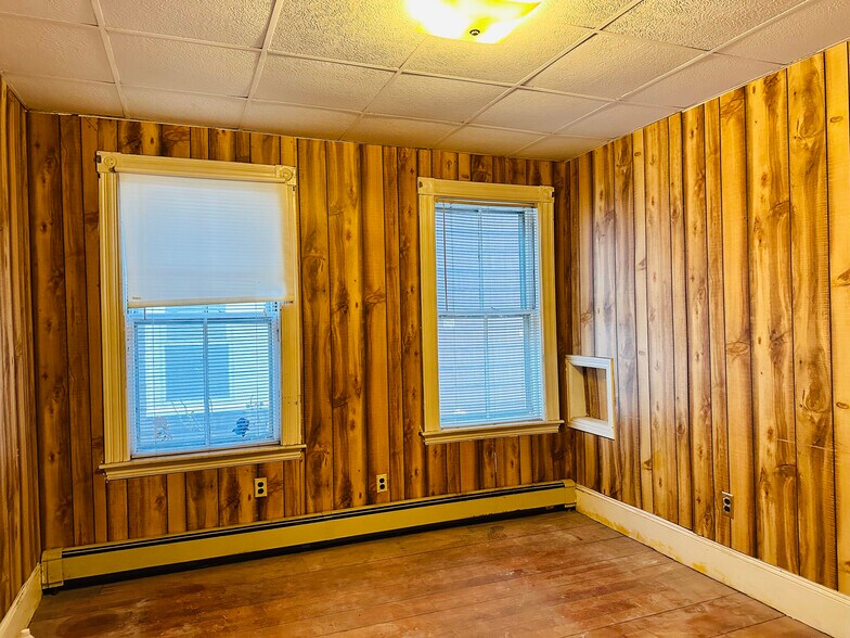 Building Photo - 38 Jefferson St