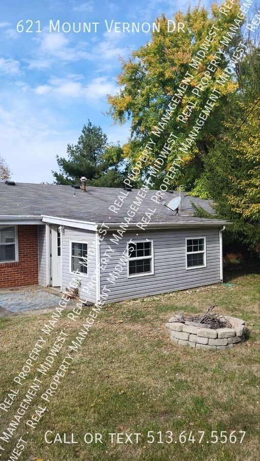 Building Photo - 621 Mt Vernon Dr