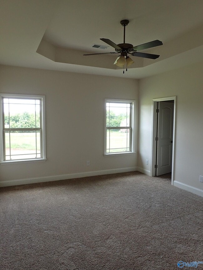 Building Photo - 29635 Laura Ridge Dr NW