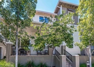 Building Photo - 251 Birch Creek Dr