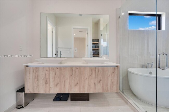 Building Photo - 8279 NW 43rd St