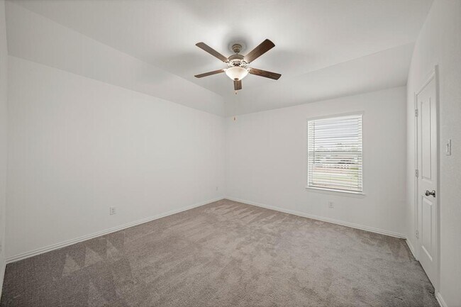 Building Photo - 1706 Country Air Ln