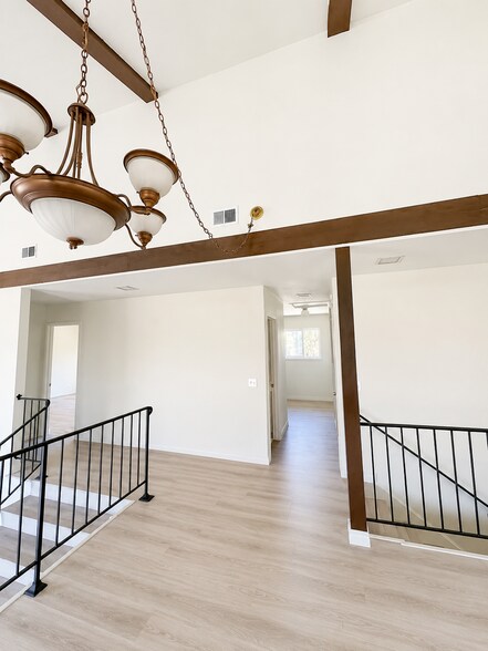 Building Photo - 17880 Gallineta St