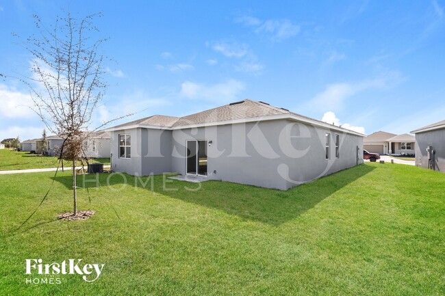 Building Photo - 1234 Ponca Rd