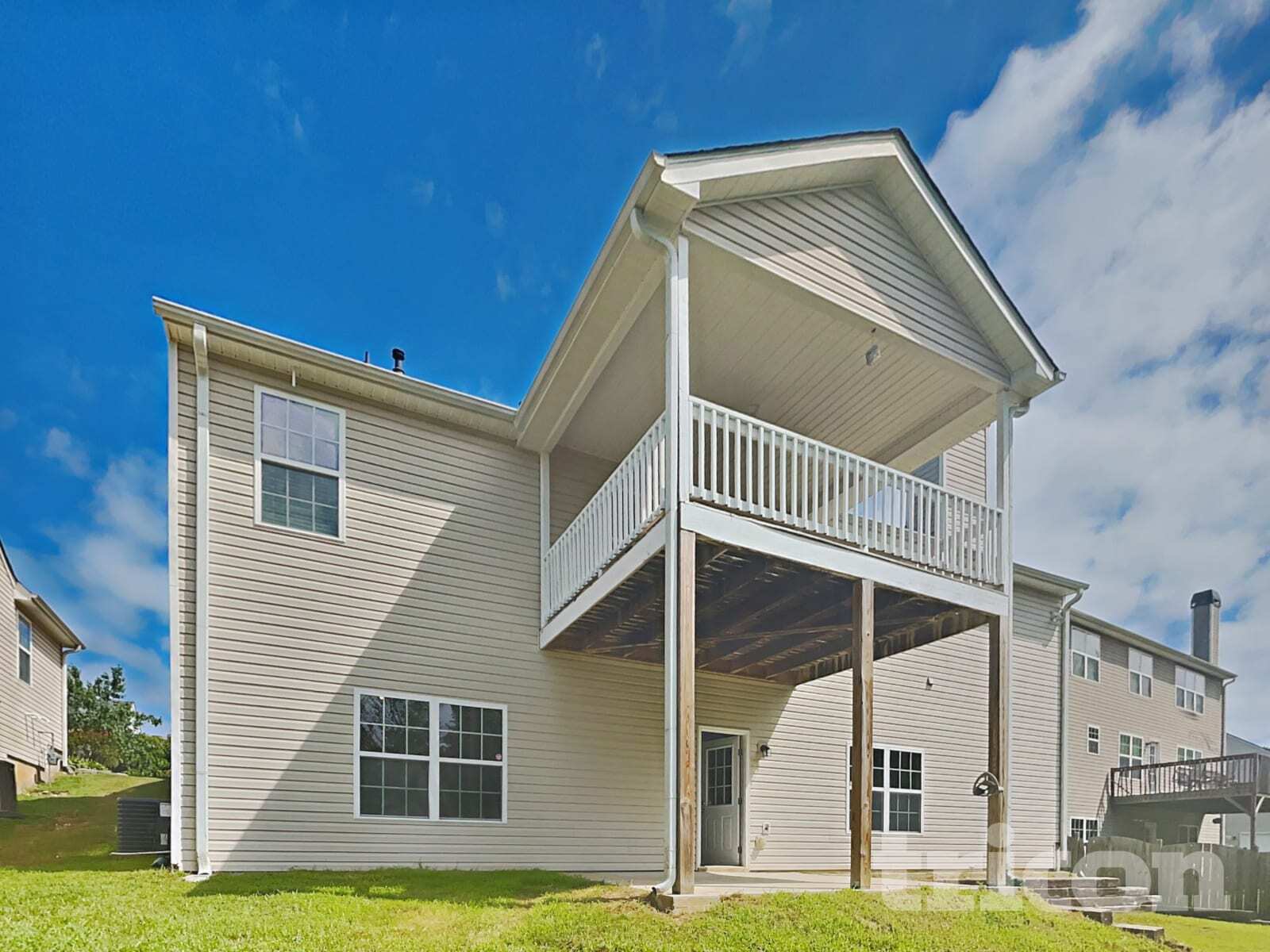 Building Photo - 223 Overlook Ct